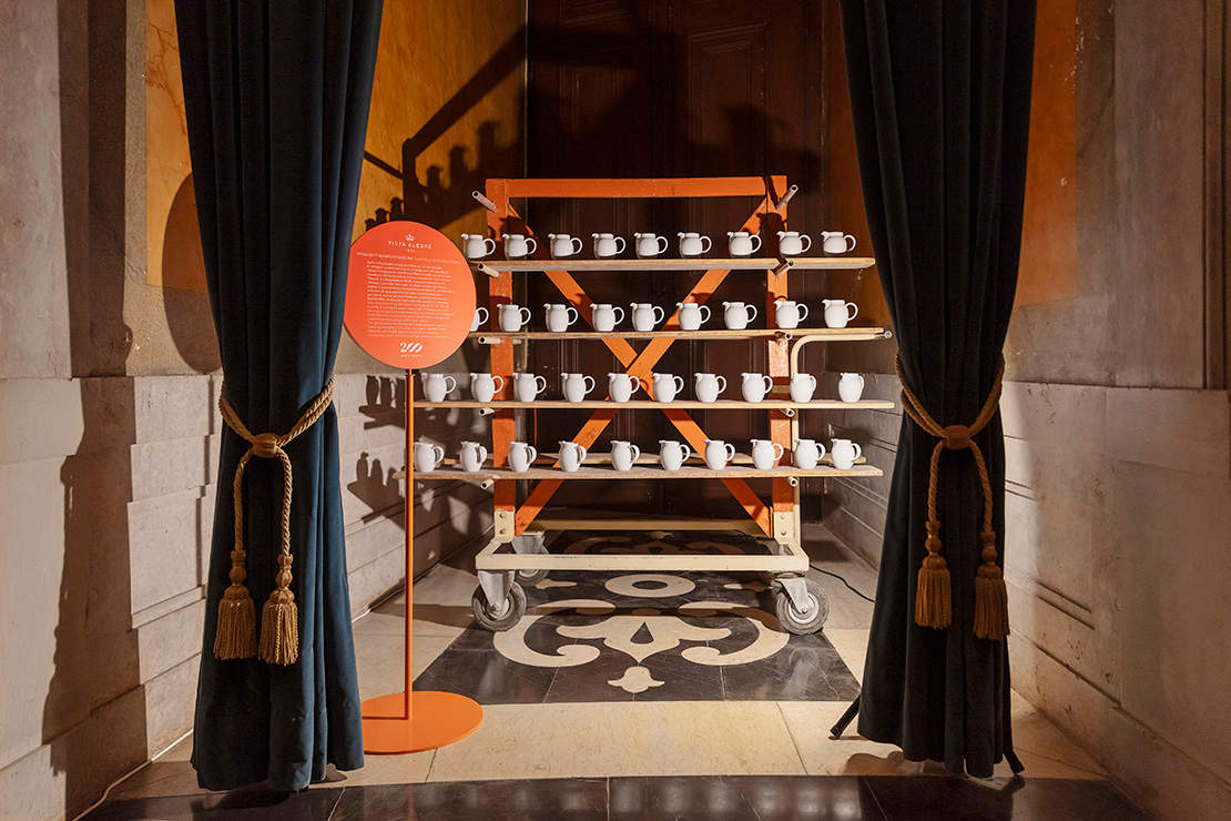 迈向永恒：Vista Alegre 200周年阿茹达宫纪念展，葡萄牙 / P06 studio